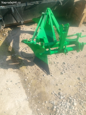 Dvouradličný  pluh